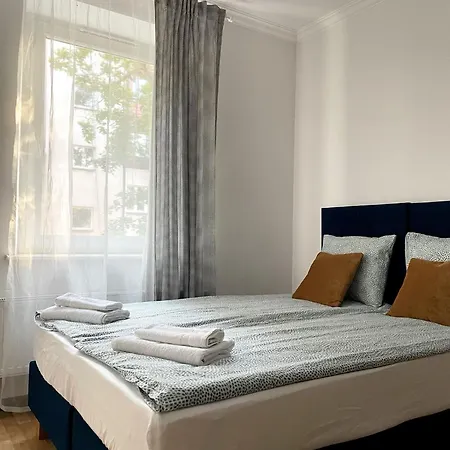 דירה Lily - Ideal For Groups And Families Near Train Station גדנסק