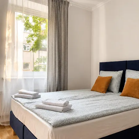 Lily - Spacious 2br In Wrzeszcz - Sleeps 8 Appartement